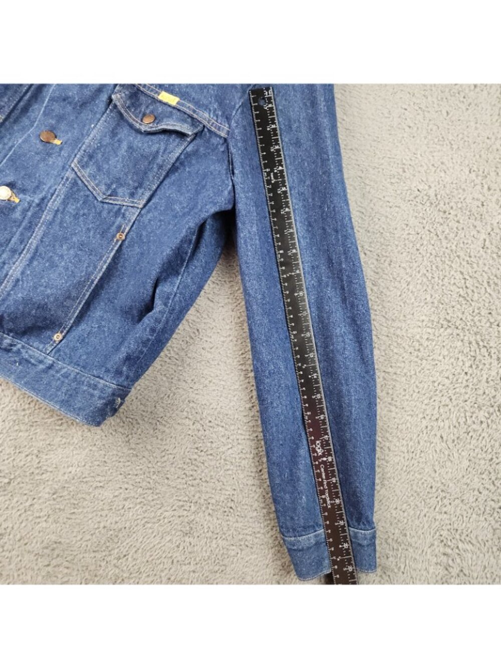 VTG Wrangler Rustler 80's Denim Jacket Tag Large Fit Med USA Made 13oz Trucker - Picture 8 of 15